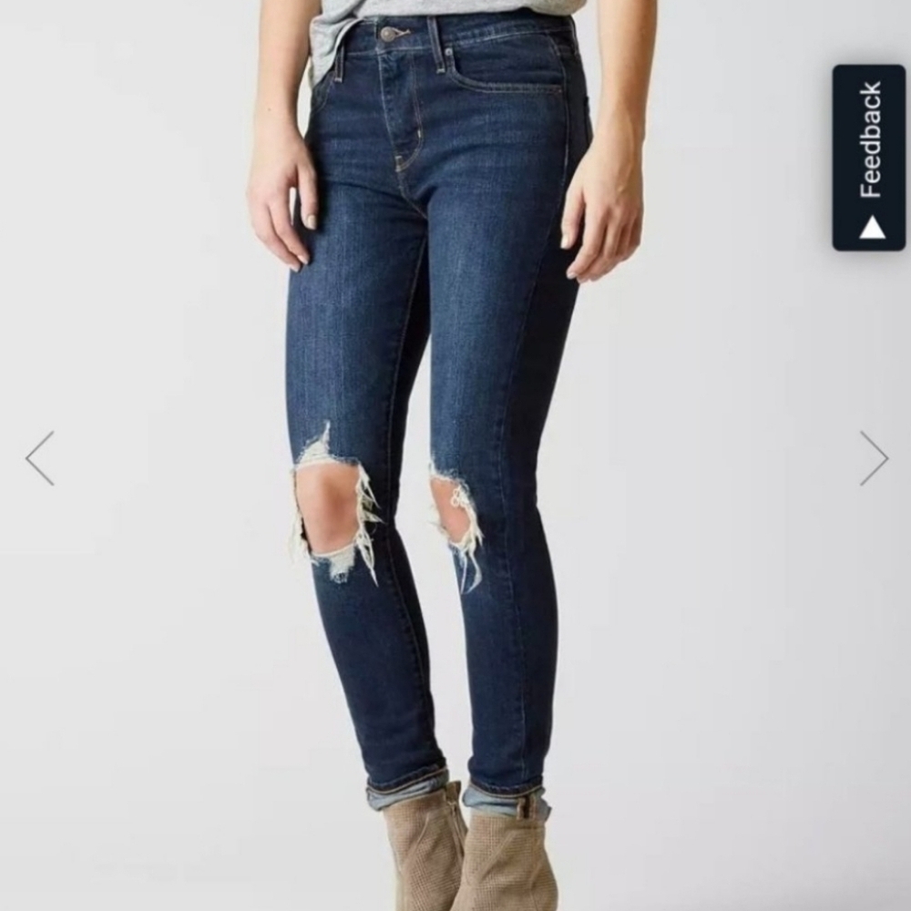 Levi's 721 High Rise Skinny Distressed Busted  Knee Premium Jeans sz 27